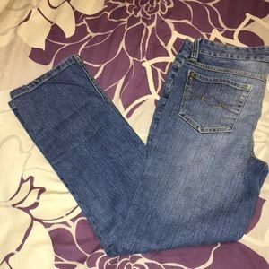 Mudd Jeans Smoke Free and Pet Free Home